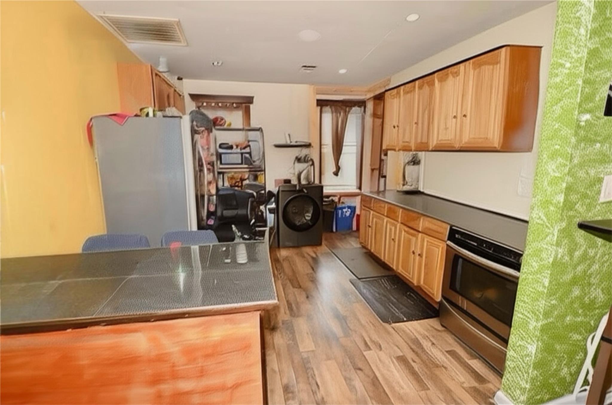 Single Family 93rd  Queens, NY 11416, MLS-884583-26