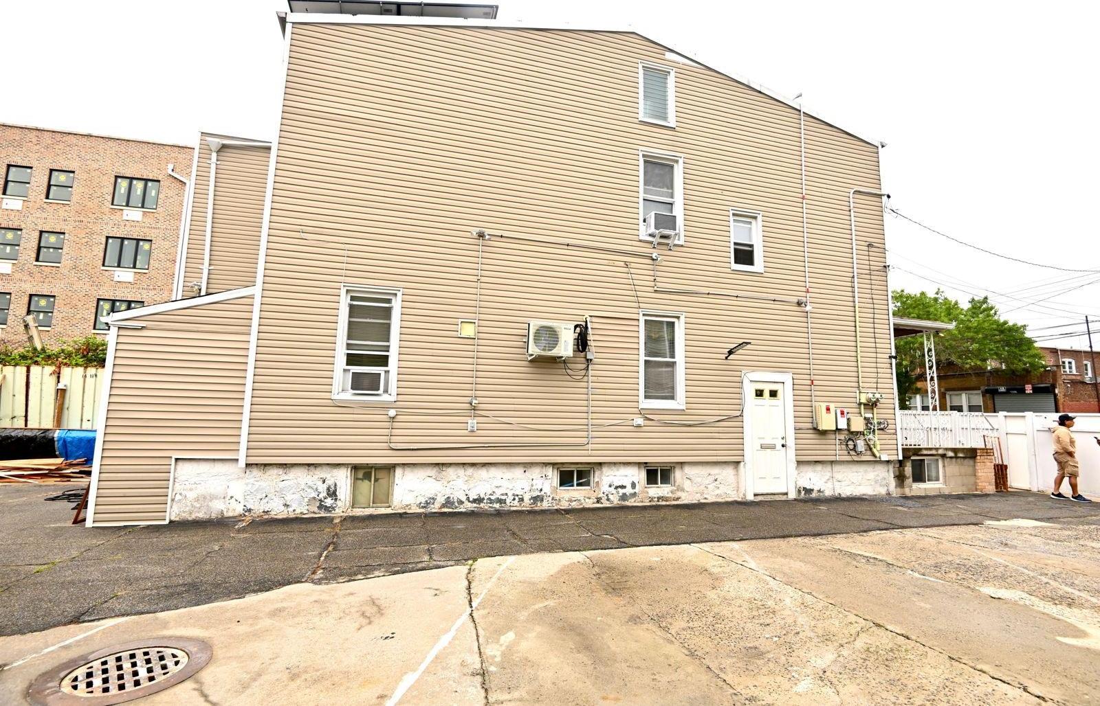 Single Family 93rd  Queens, NY 11416, MLS-884583-3