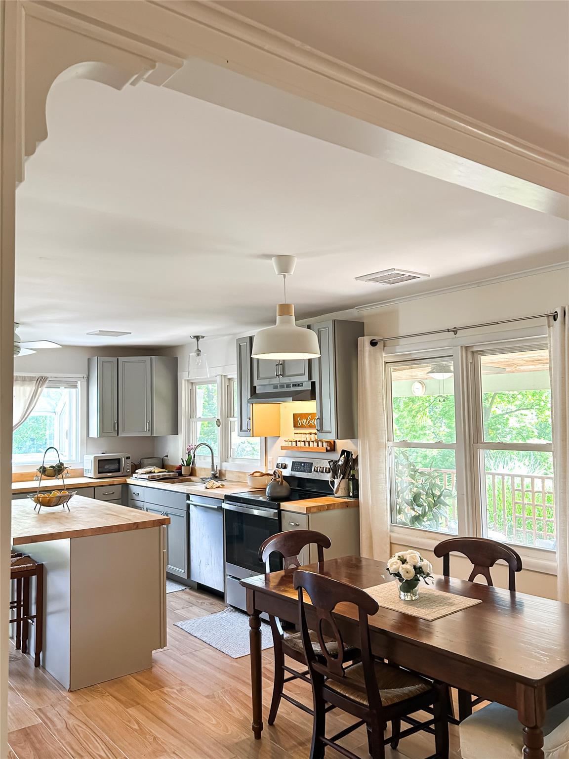 Single Family Mills Cross  Dutchess County, NY 12580, MLS-884601-15
