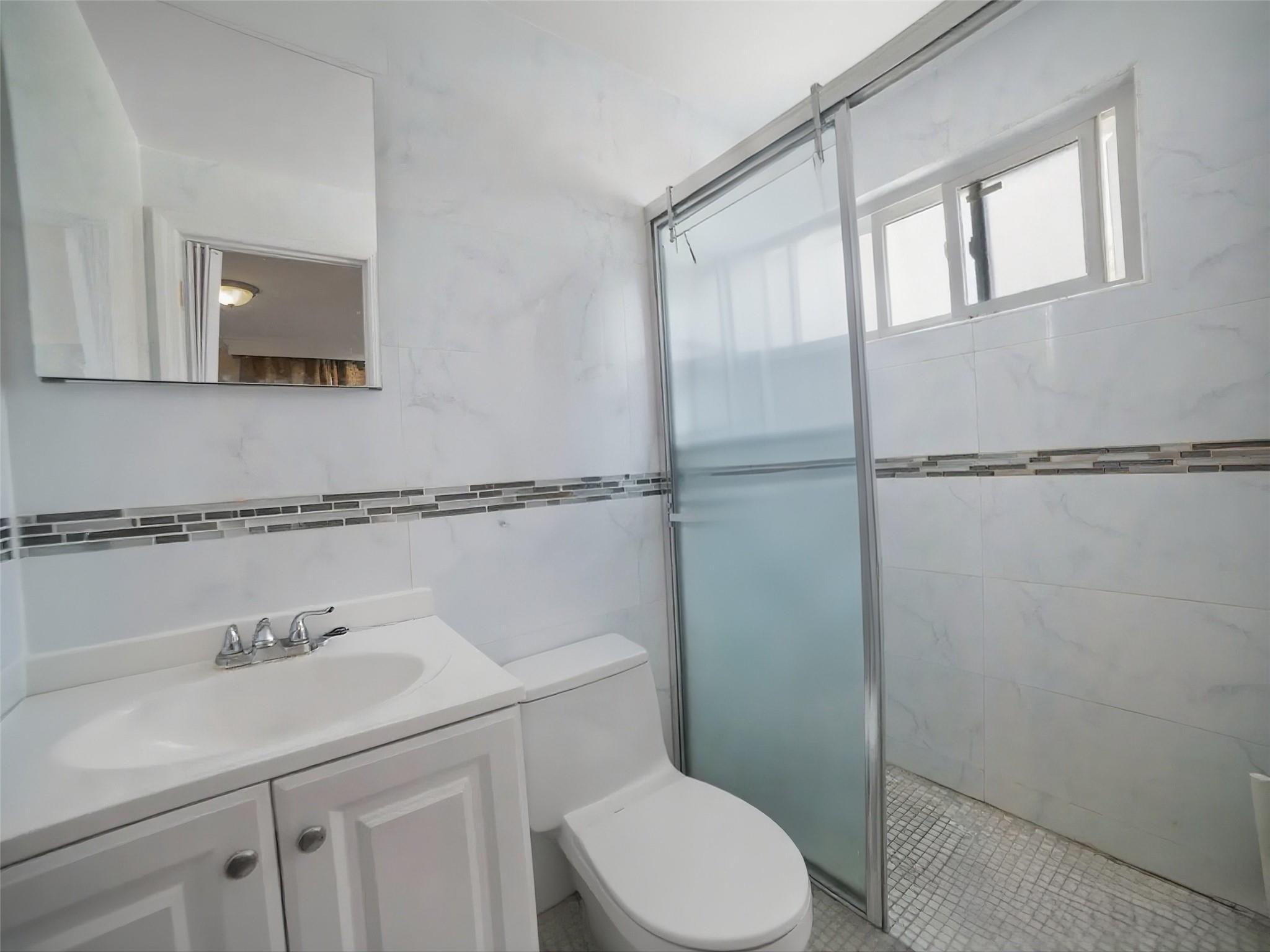 Single Family 123  Queens, NY 11356, MLS-884615-10