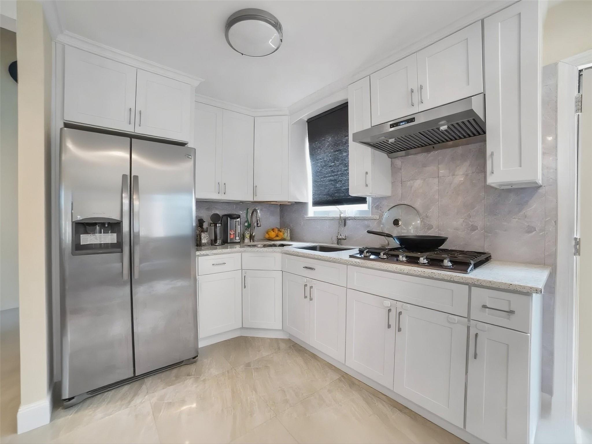 Single Family 123  Queens, NY 11356, MLS-884615-5