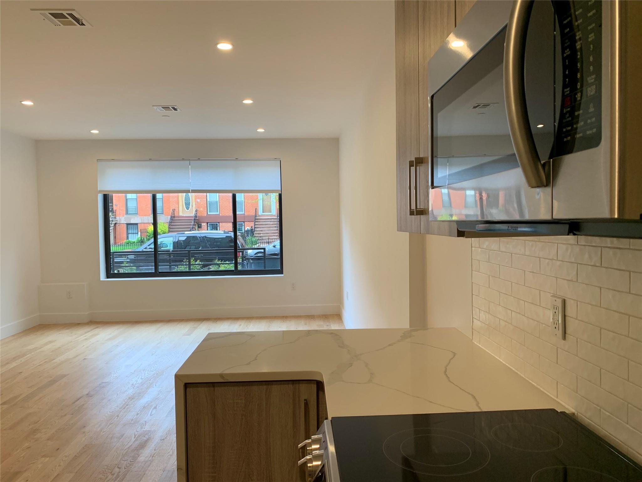 Apartment Jefferson  Brooklyn, NY 11221, MLS-884620-6