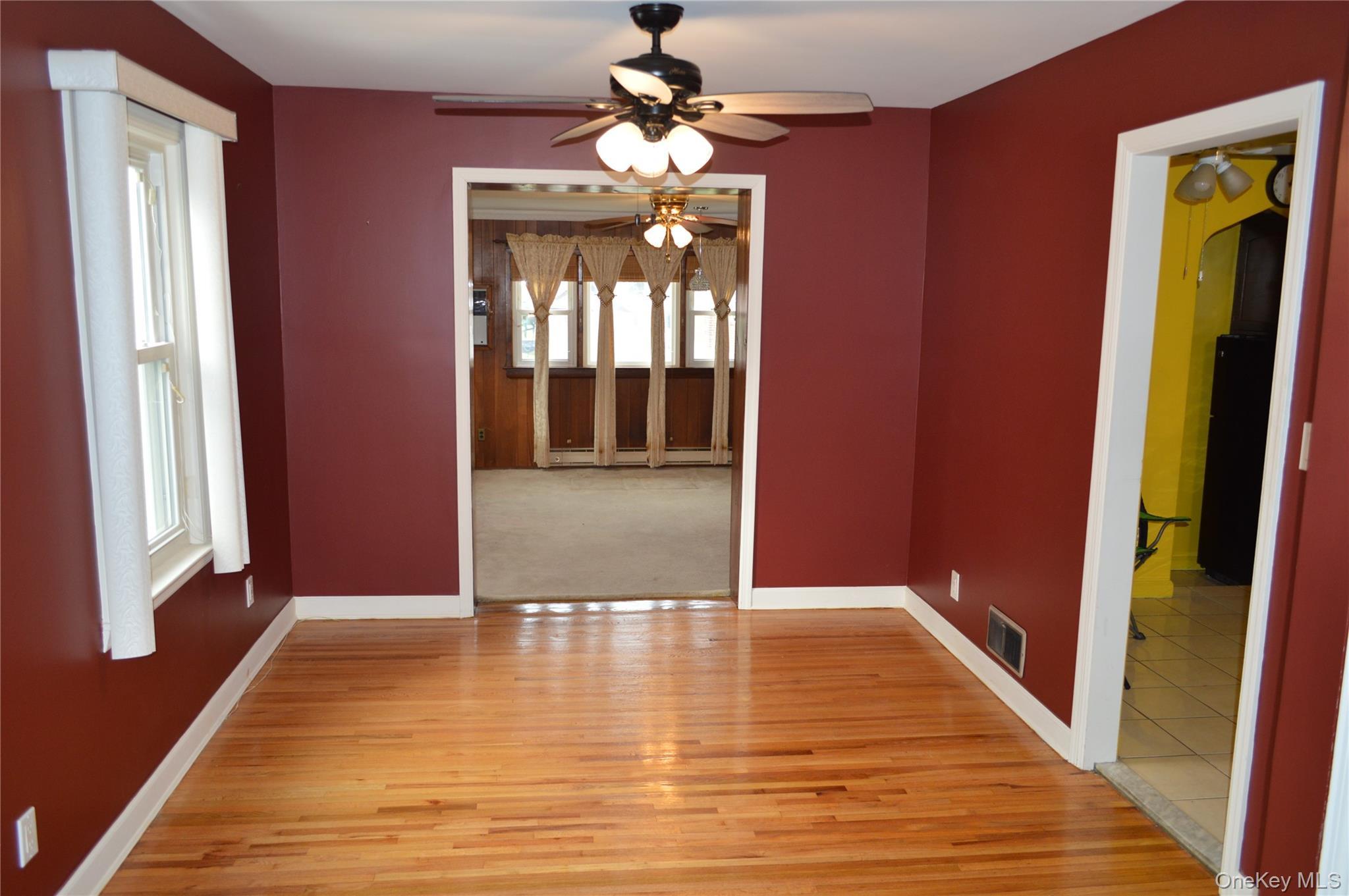 Single Family Garnet Nassau County, NY 11003, MLS-884634-18