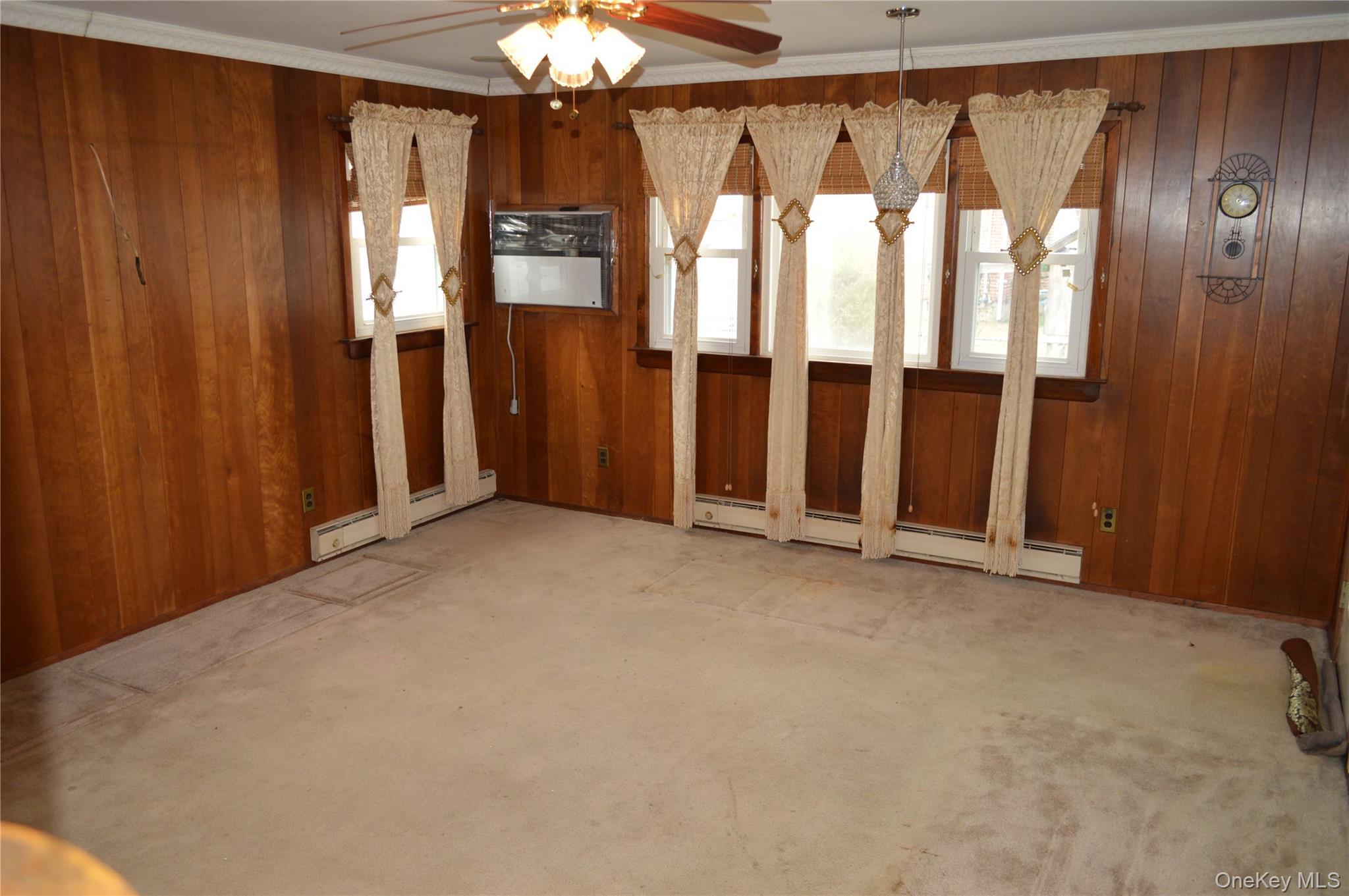 Single Family Garnet Nassau County, NY 11003, MLS-884634-21