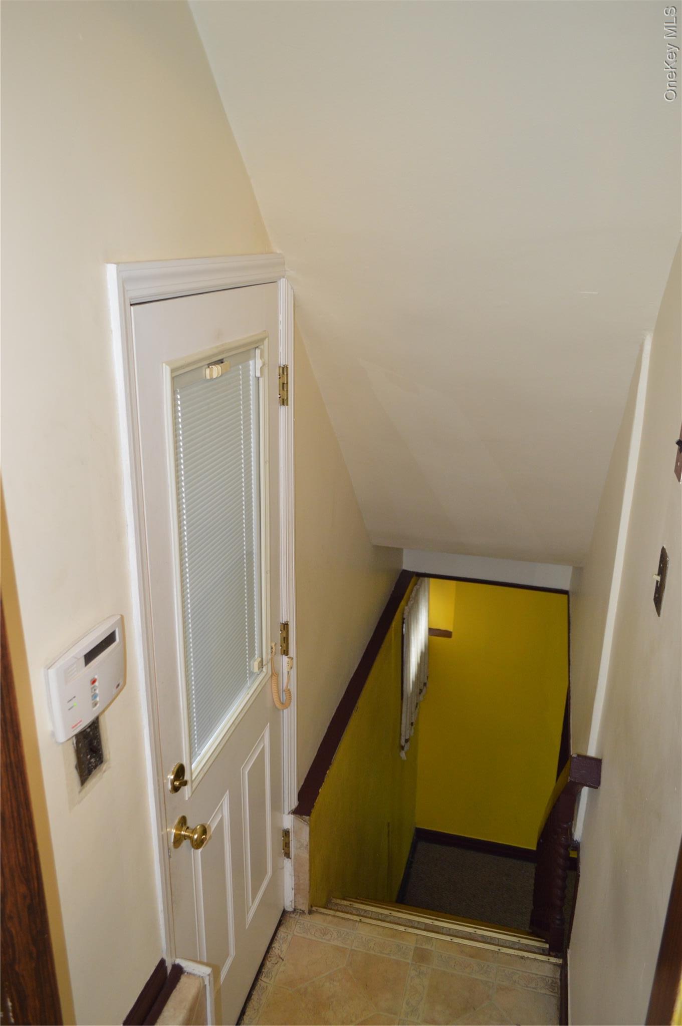 Single Family Garnet Nassau County, NY 11003, MLS-884634-44