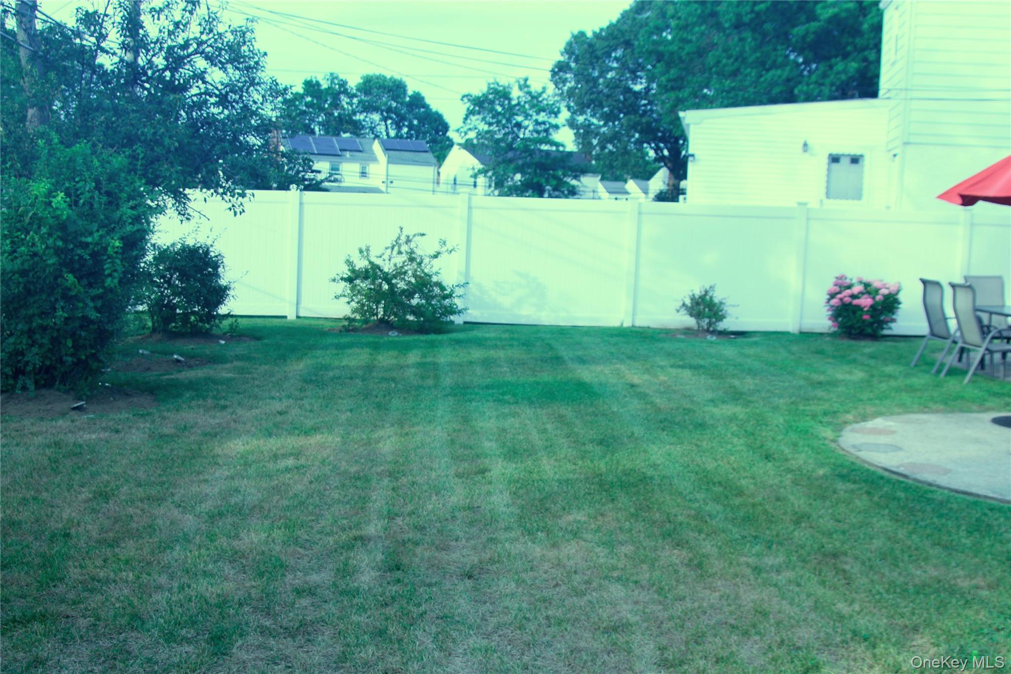 Single Family Garnet Nassau County, NY 11003, MLS-884634-7