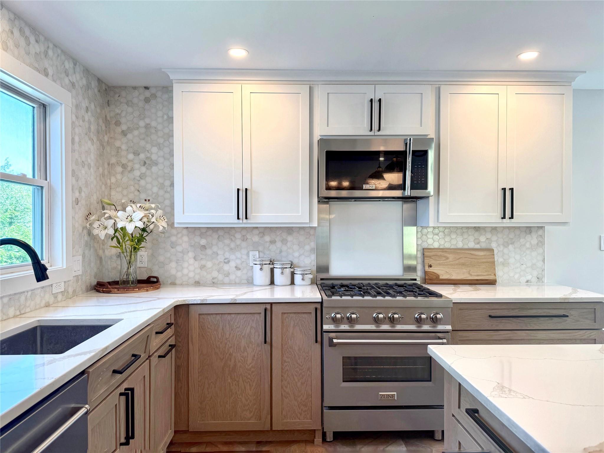 Single Family High Point  Dutchess County, NY 12603, MLS-884650-12