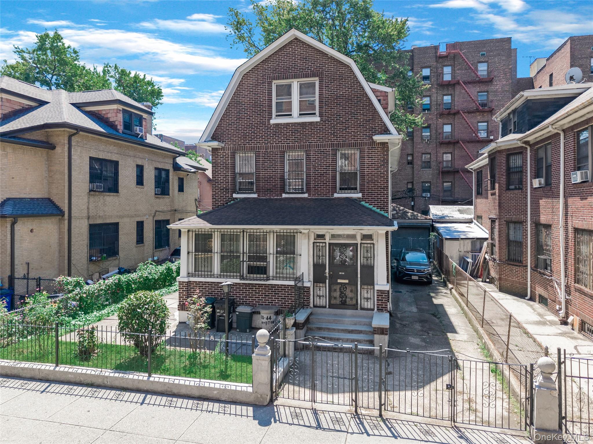 Single Family Hampton Queens, NY 11373, MLS-884682-2