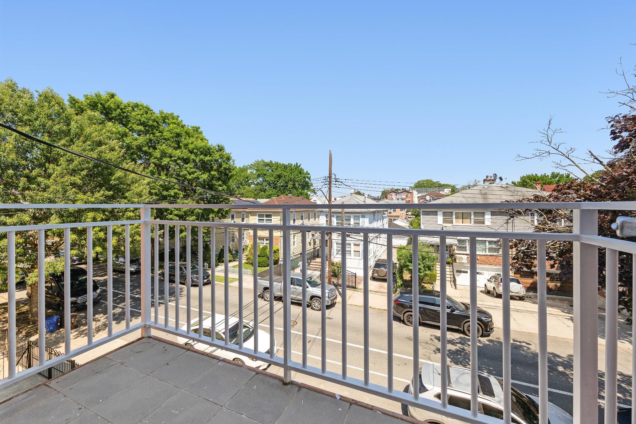 Single Family 160th  Queens, NY 11358, MLS-884697-10