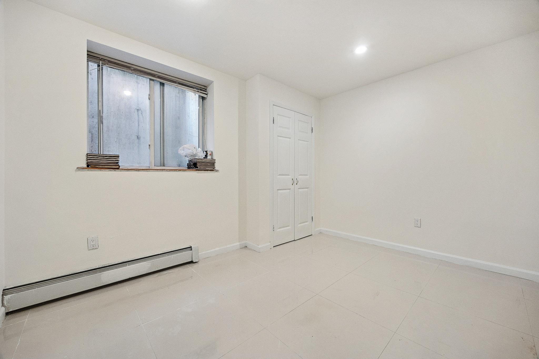 Single Family 160th  Queens, NY 11358, MLS-884697-24