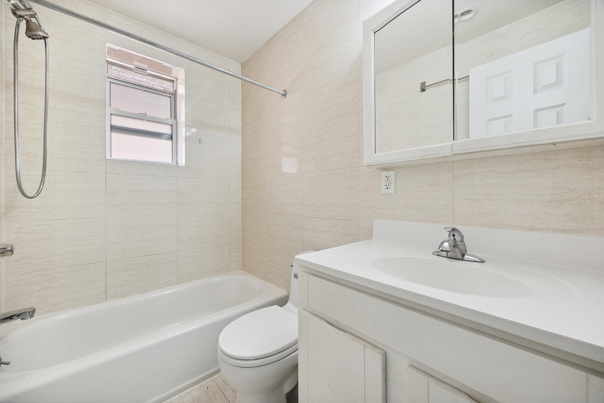 Single Family 160th  Queens, NY 11358, MLS-884697-9