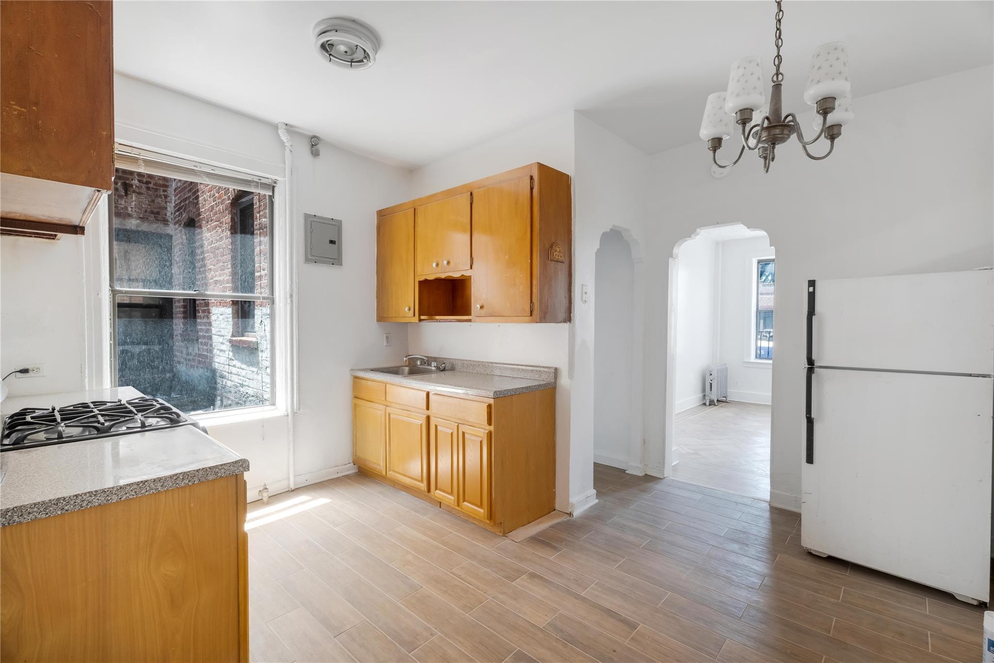Commercial Sale Brighton 11th  Brooklyn, NY 11235, MLS-884727-3
