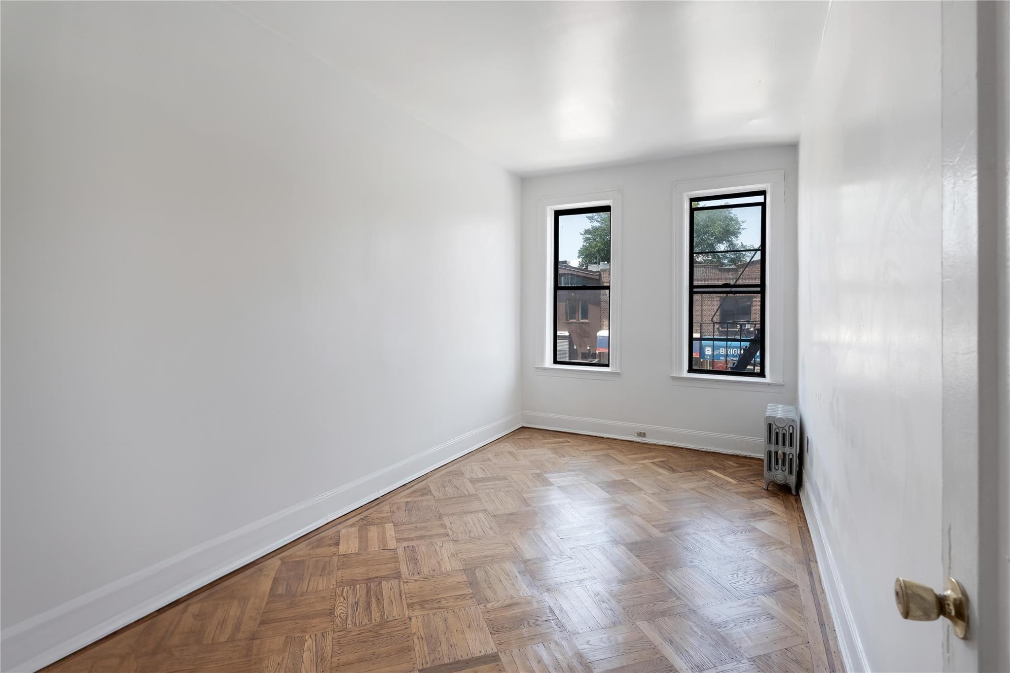 Commercial Sale Brighton 11th  Brooklyn, NY 11235, MLS-884727-5