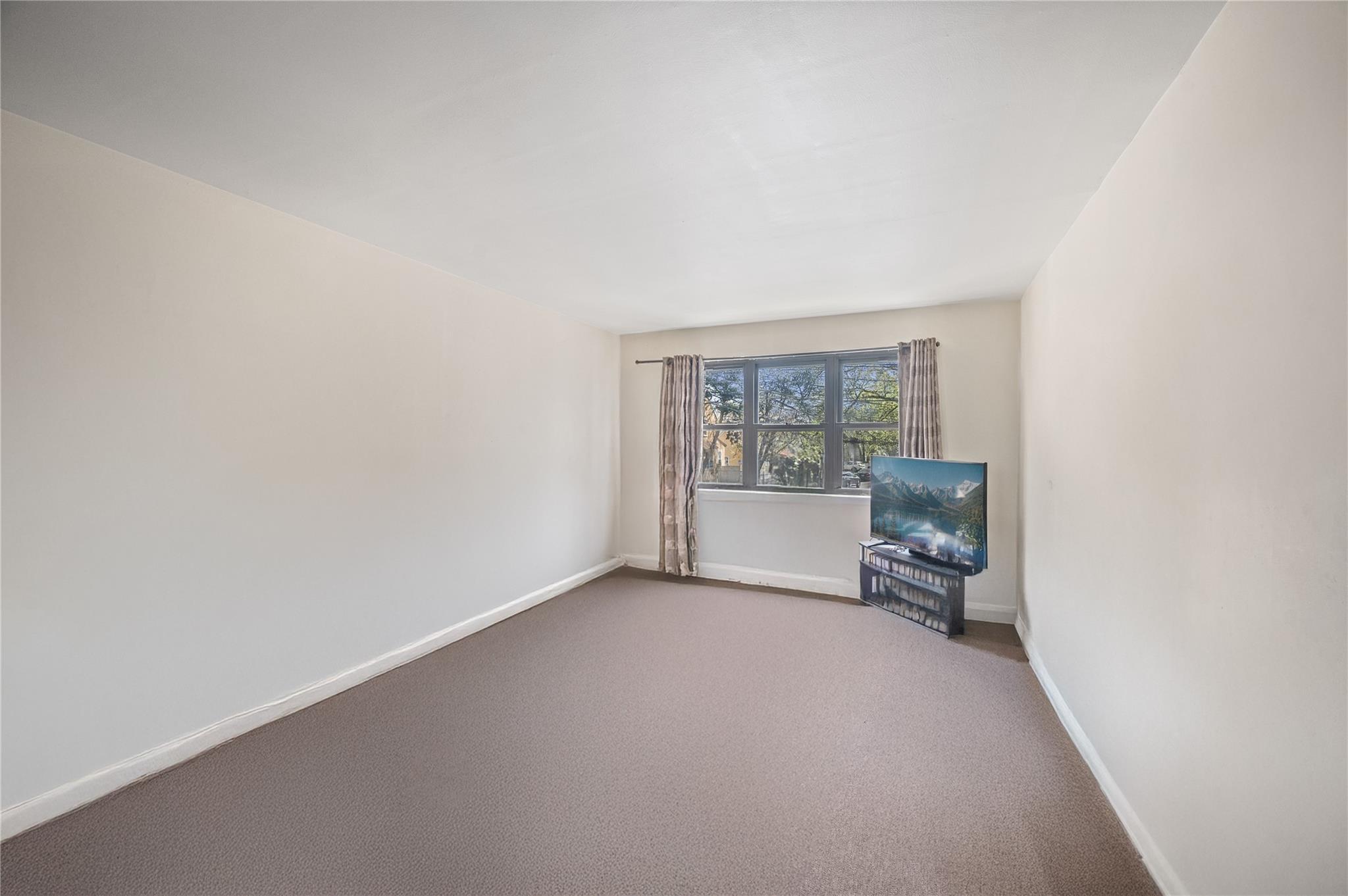Single Family Smedley  Queens, NY 11435, MLS-884739-16