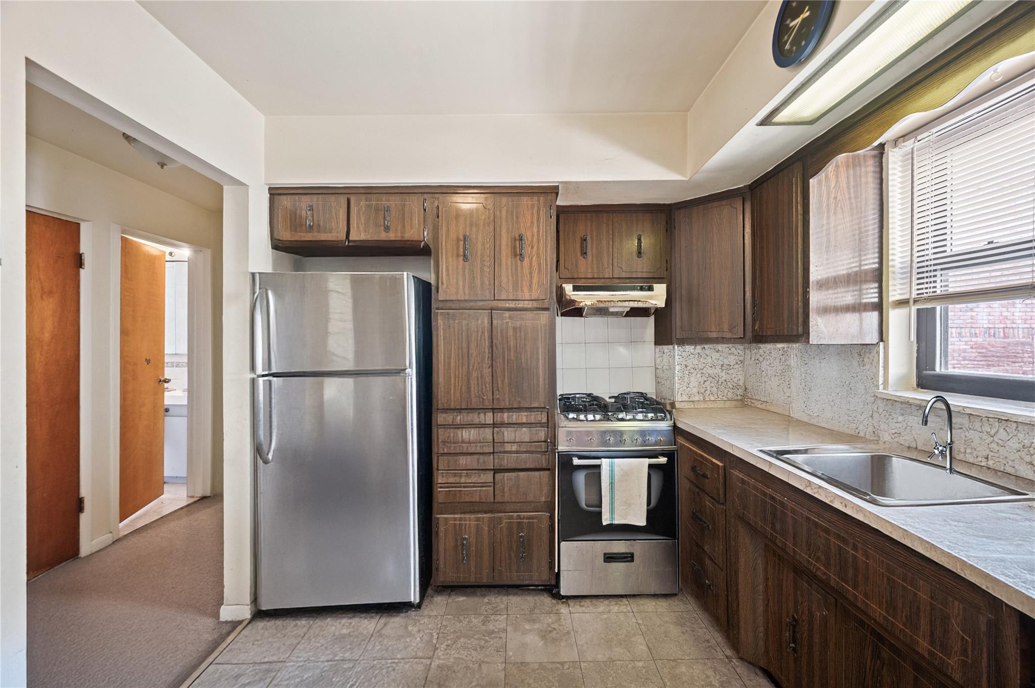 Single Family Smedley  Queens, NY 11435, MLS-884739-20