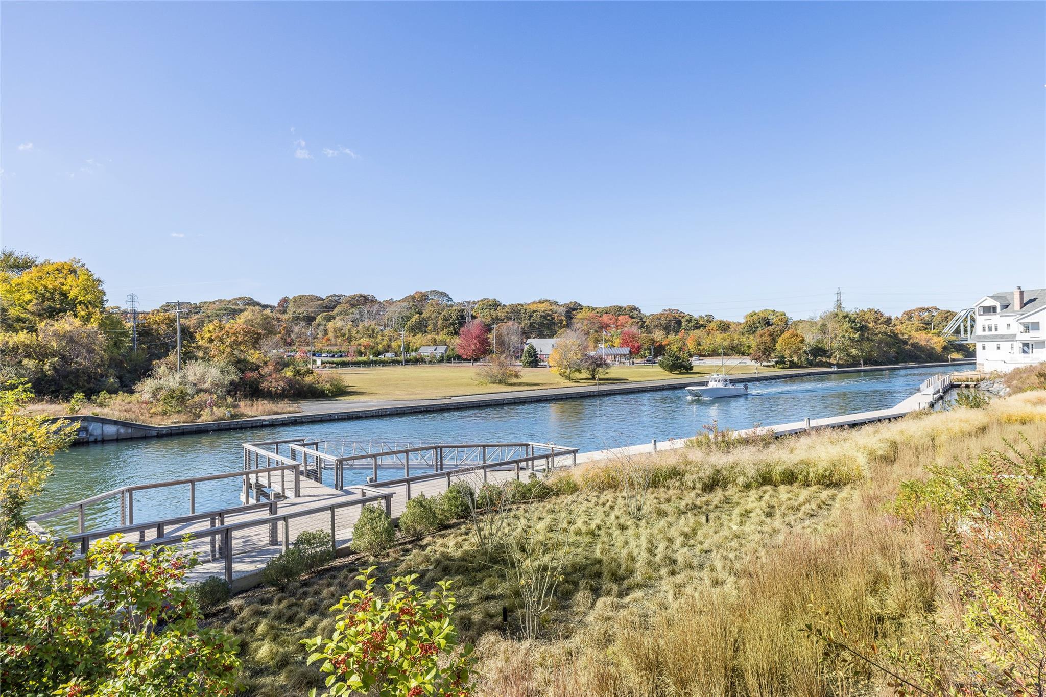 Condo Old Boathouse  Suffolk County, NY 11946, MLS-884740-13