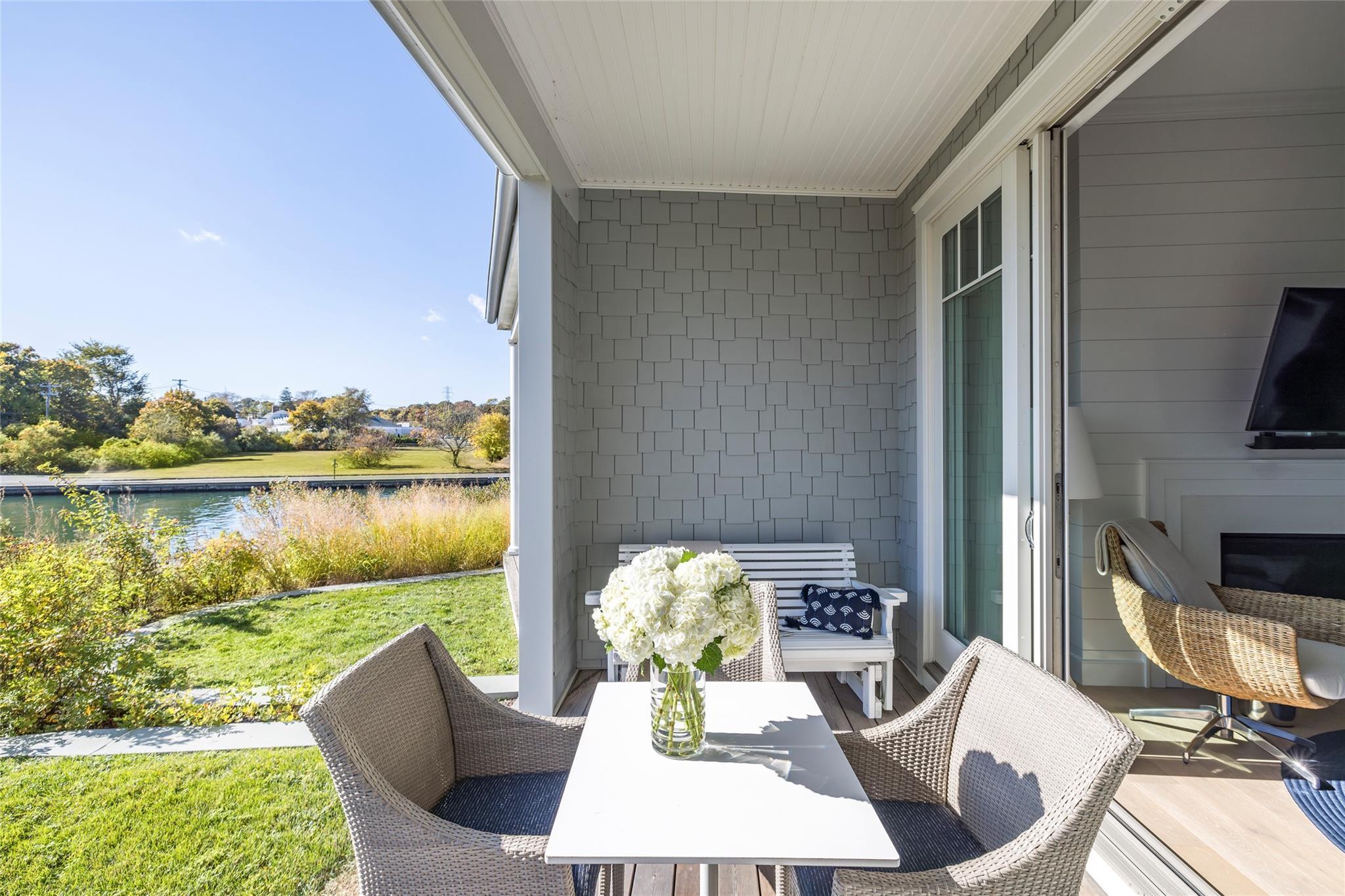 Condo Old Boathouse  Suffolk County, NY 11946, MLS-884740-2