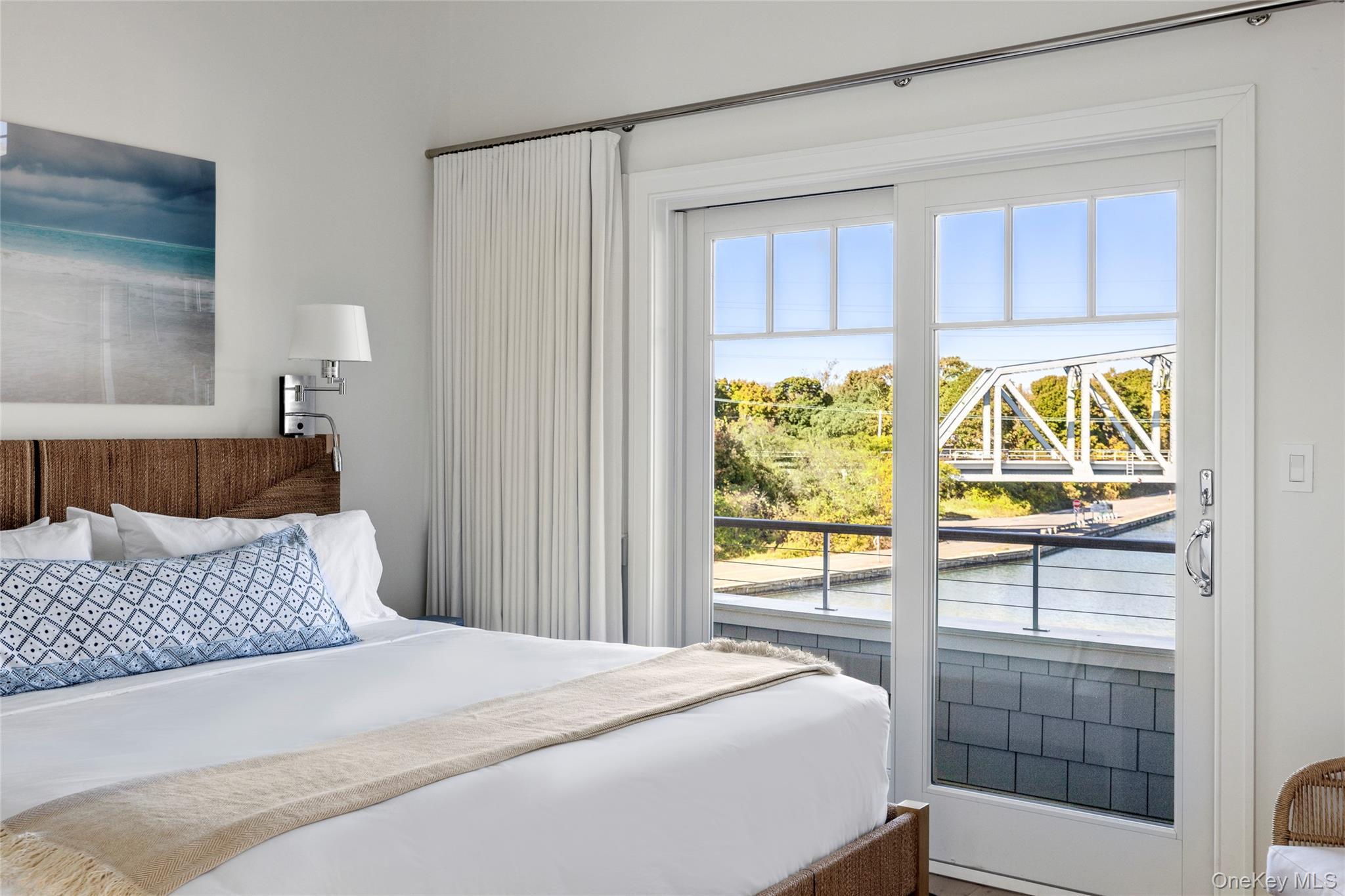 Condo Old Boathouse  Suffolk County, NY 11946, MLS-884763-13