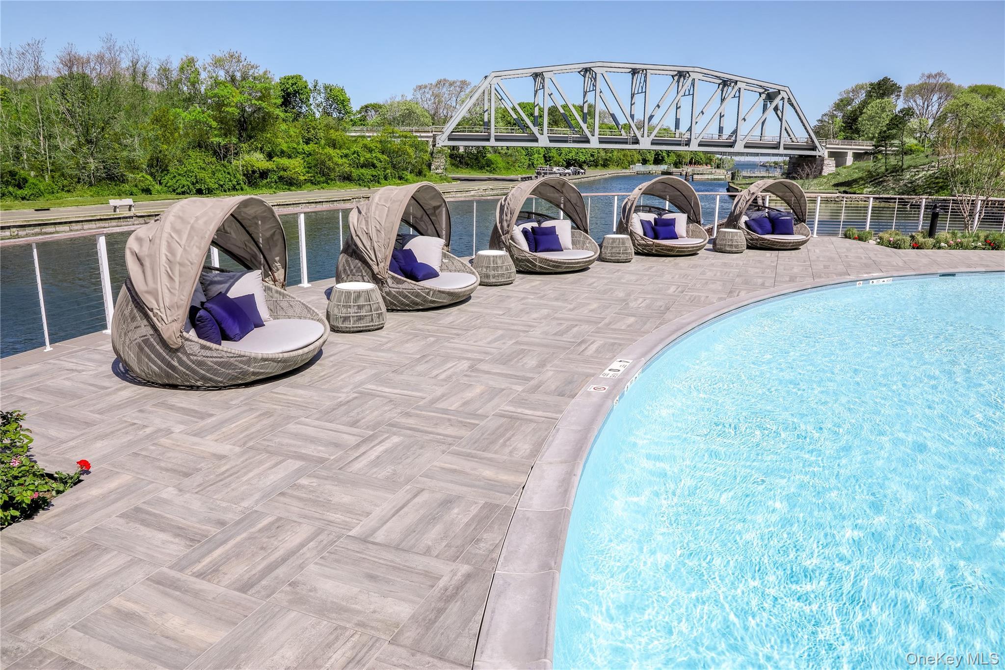 Condo Old Boathouse  Suffolk County, NY 11946, MLS-884763-18