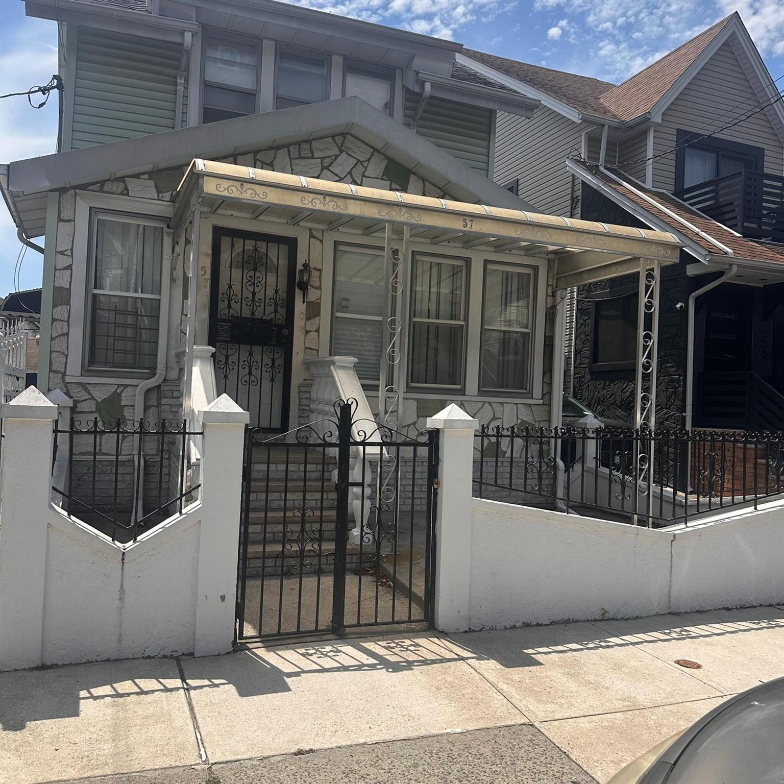 Single Family Bulwer  Brooklyn, NY 11207, MLS-884781-20