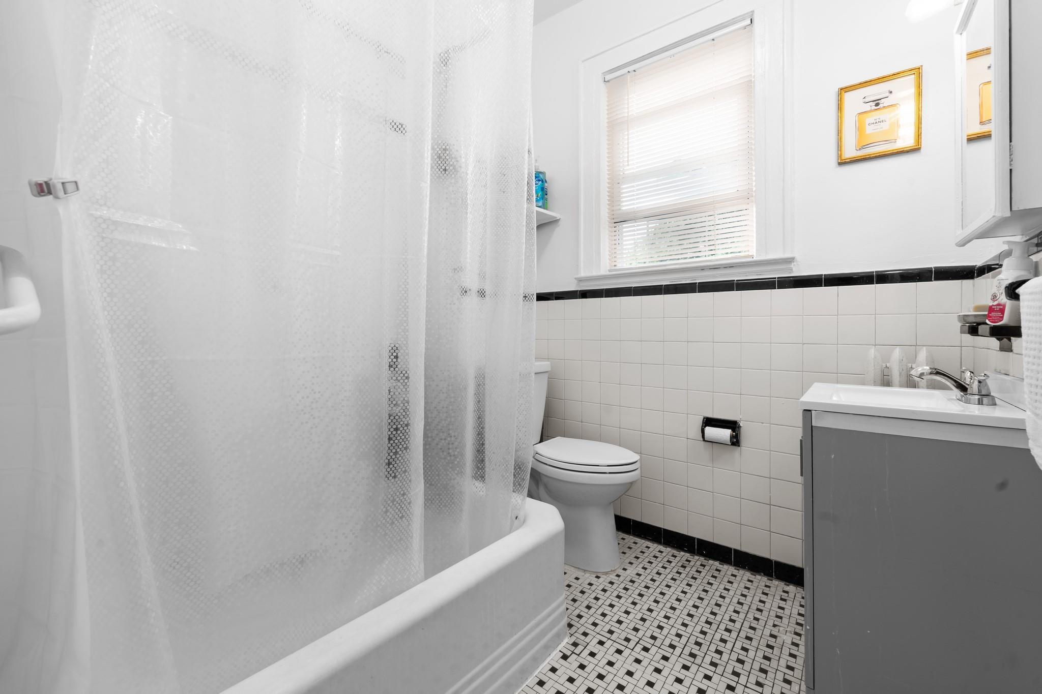 Single Family 94th  Queens, NY 11369, MLS-884846-5