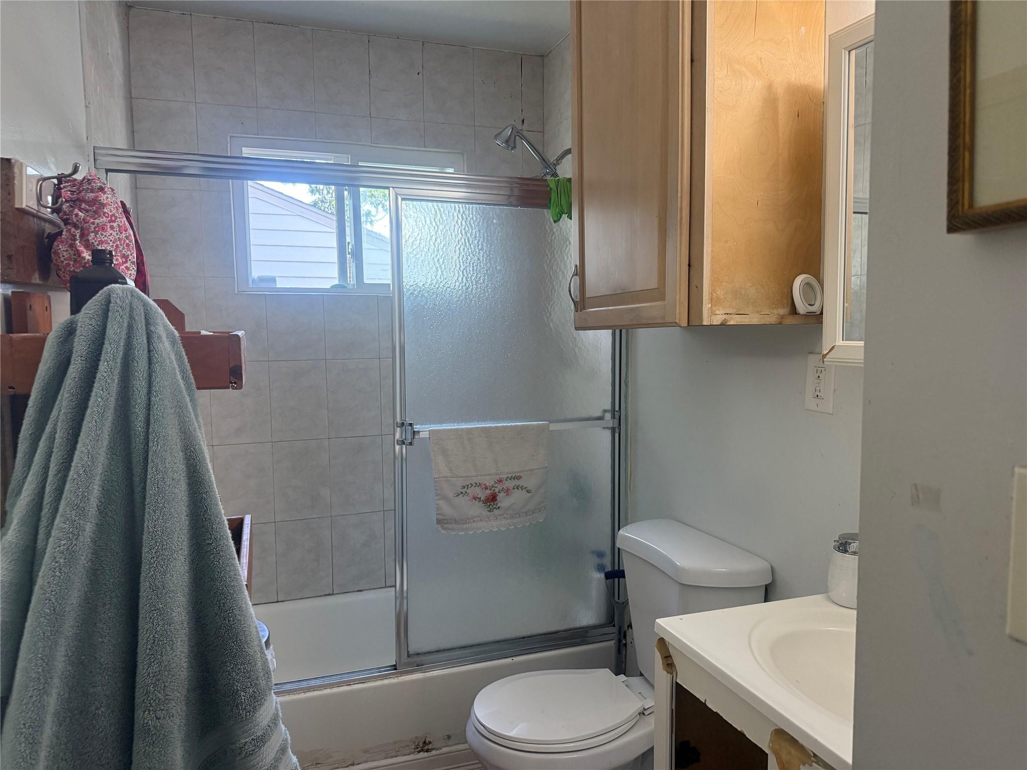 Single Family Phyllis  Suffolk County, NY 11772, MLS-884885-9