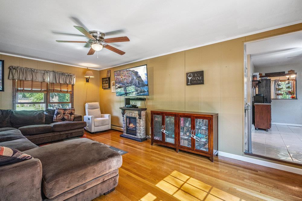 Single Family Lincoln  Suffolk County, NY 11776, MLS-884969-13