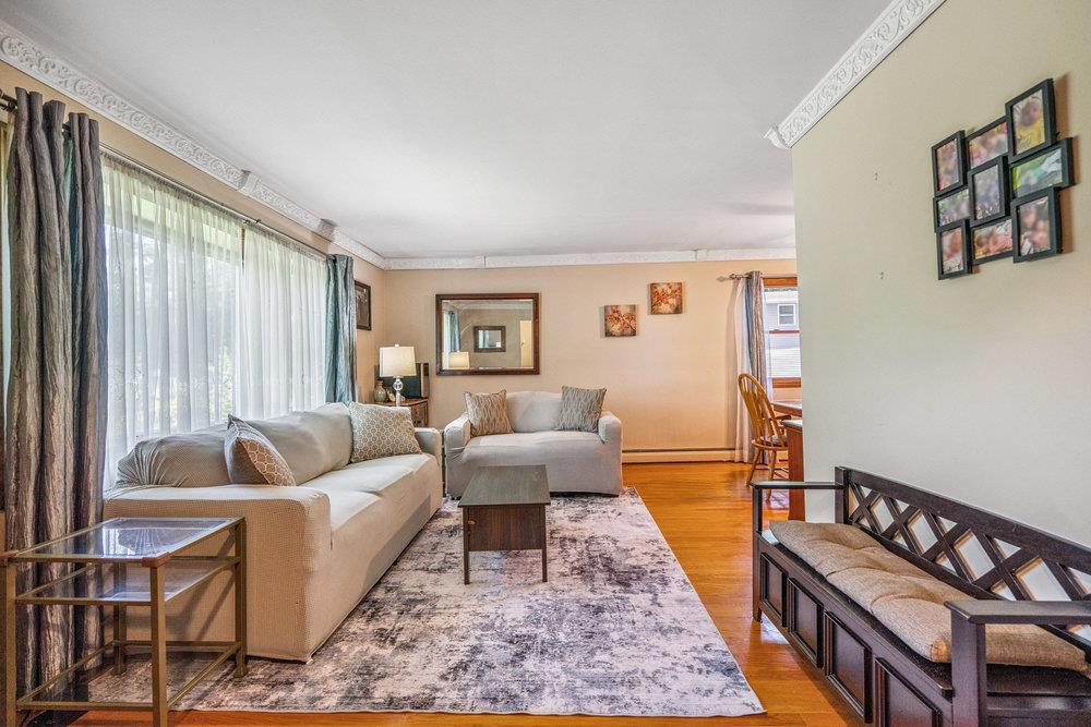 Single Family Lincoln  Suffolk County, NY 11776, MLS-884969-3