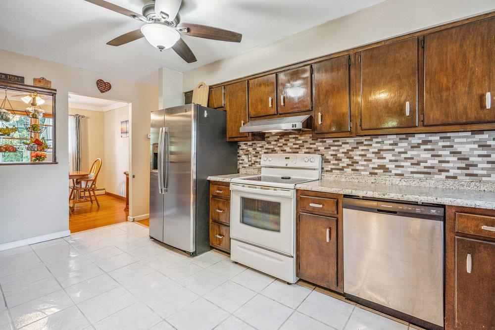 Single Family Lincoln  Suffolk County, NY 11776, MLS-884969-7