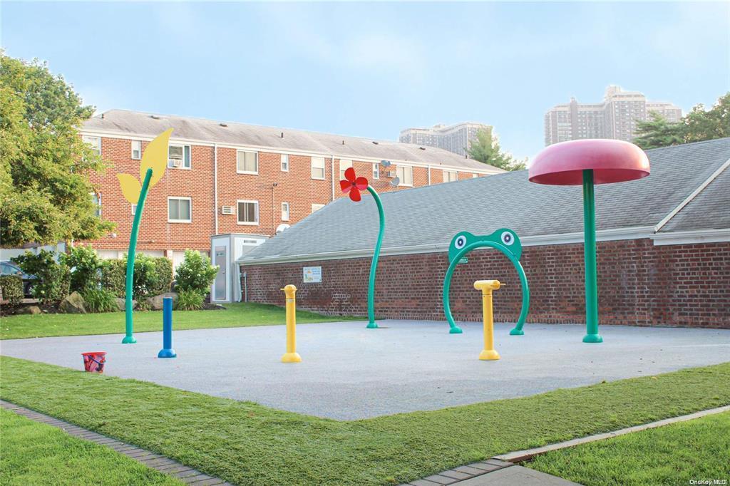 Coop 75  Queens, NY 11004, MLS-884983-12