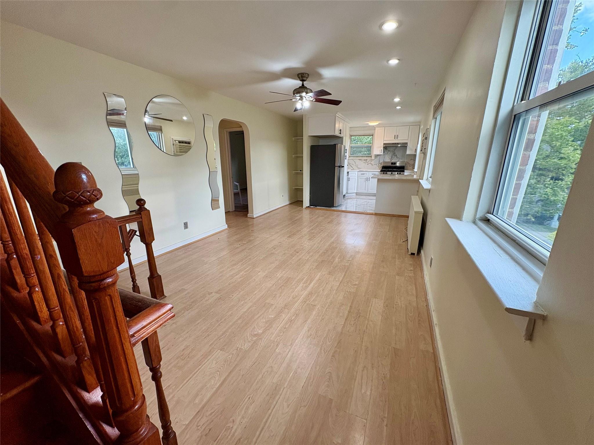 Coop 75  Queens, NY 11004, MLS-884983-5