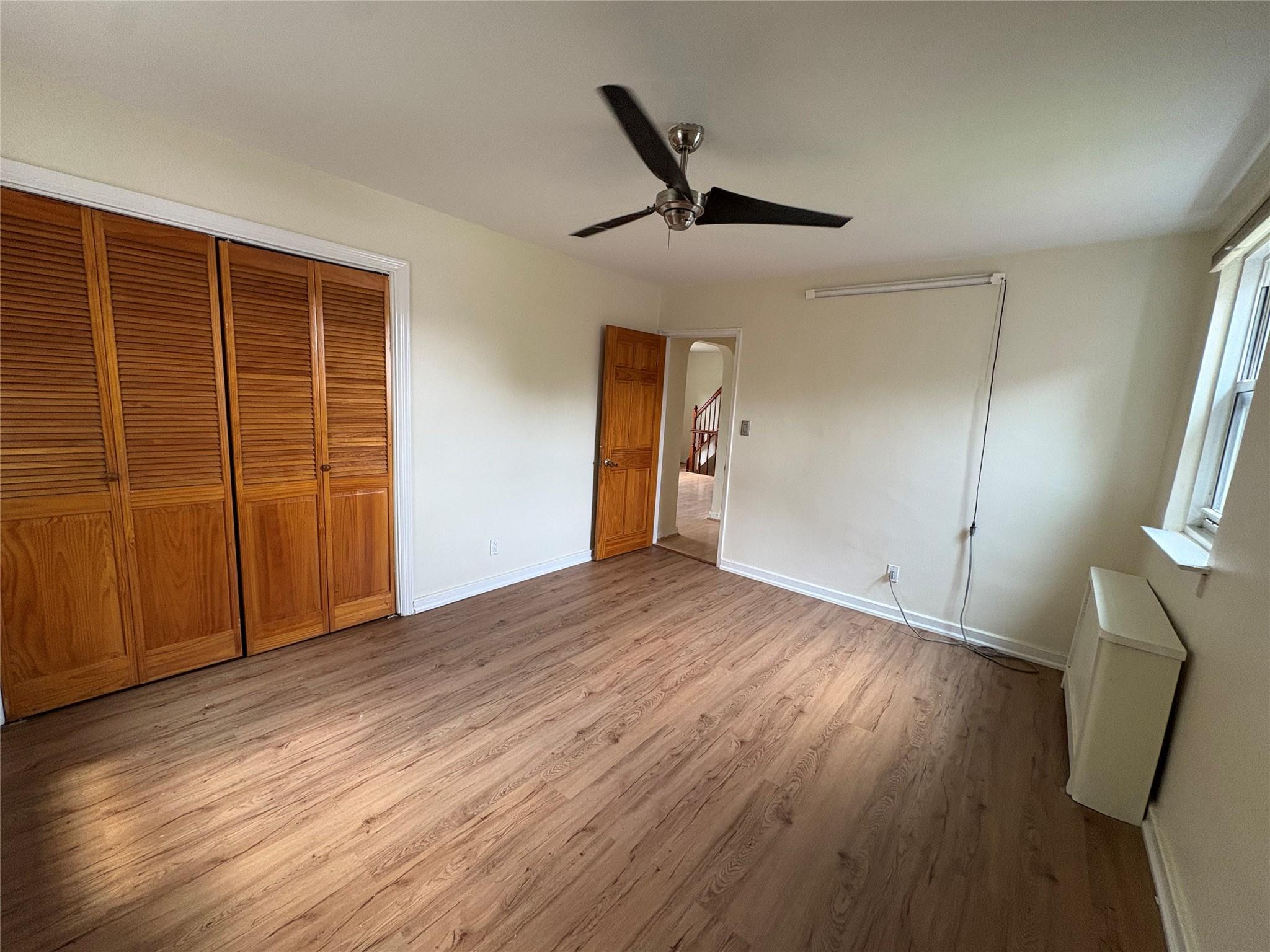 Coop 75  Queens, NY 11004, MLS-884983-6