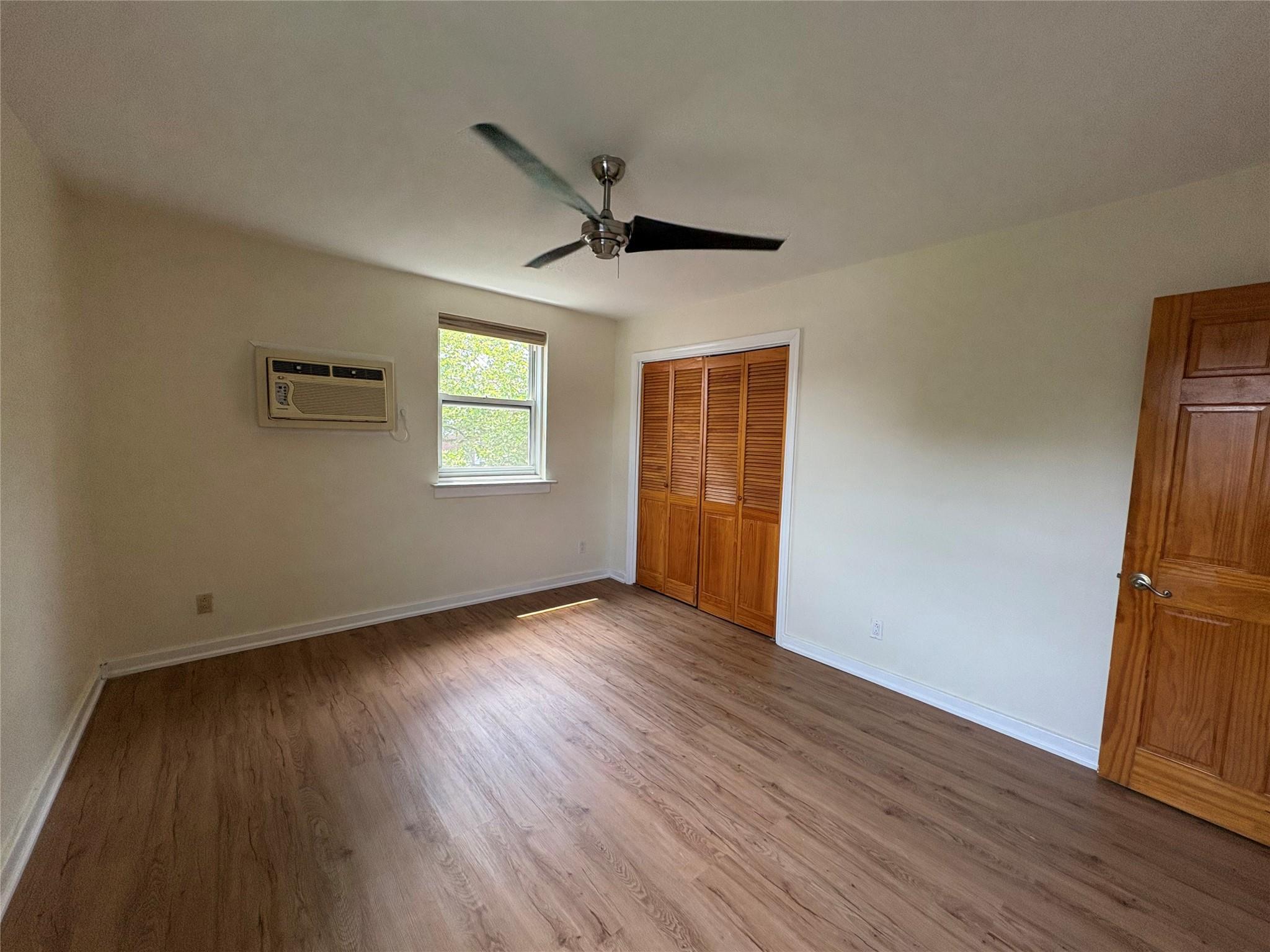 Coop 75  Queens, NY 11004, MLS-884983-7