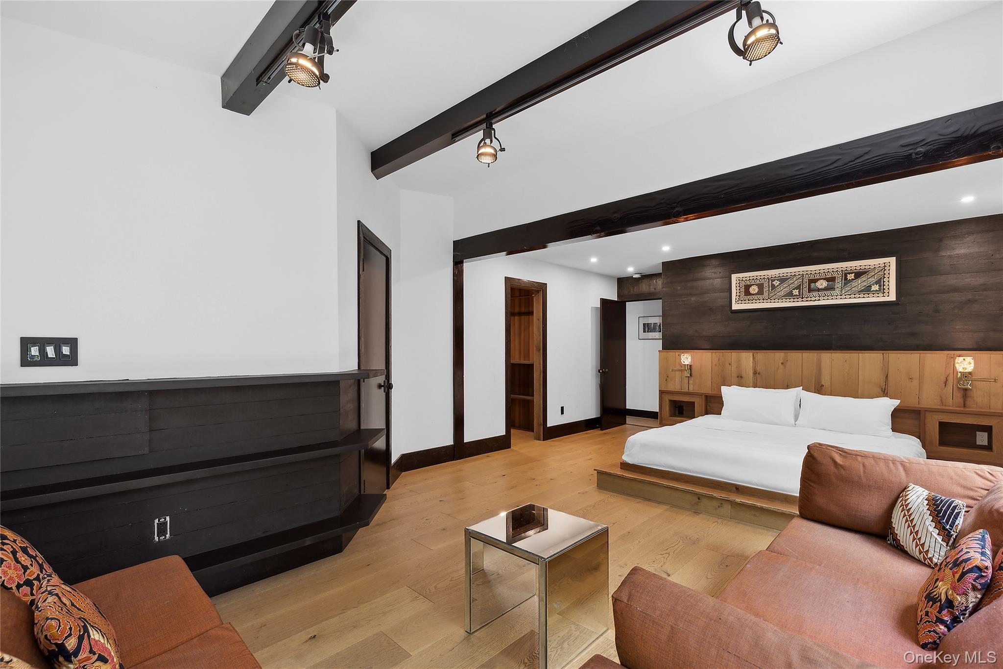 Single Family Majors Suffolk County, NY 11968, MLS-884998-13