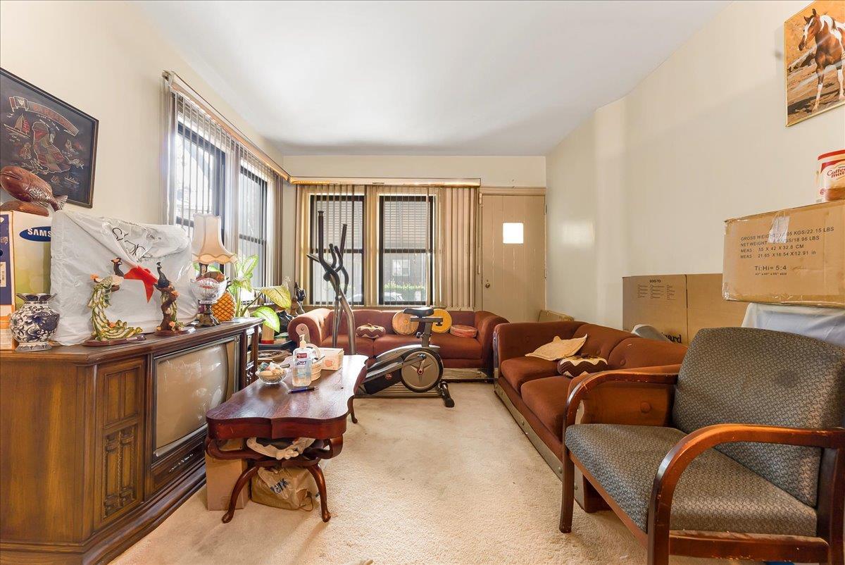 Single Family Wickham  Bronx, NY 10466, MLS-885009-6