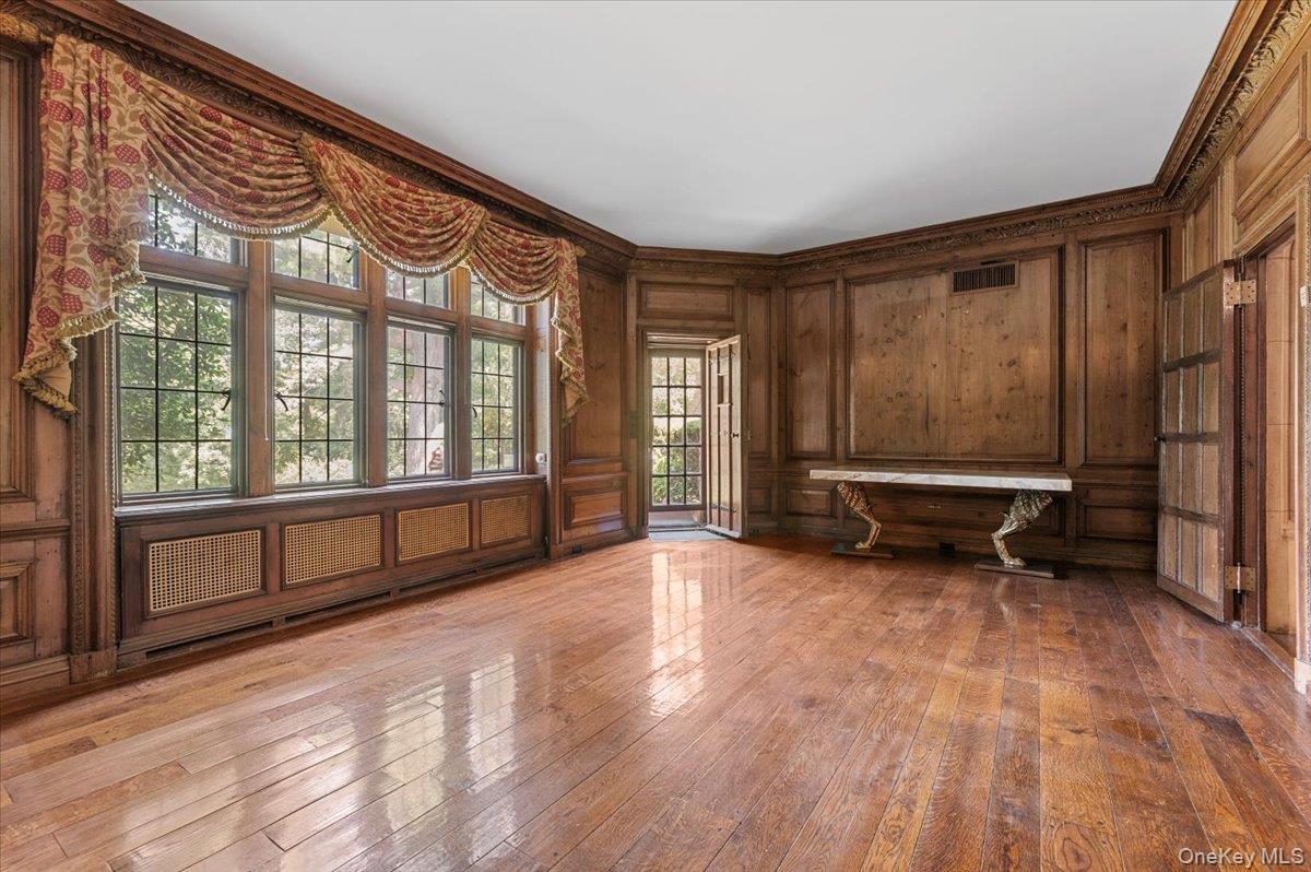 Single Family Horseshoe Nassau County, NY 11765, MLS-885062-26