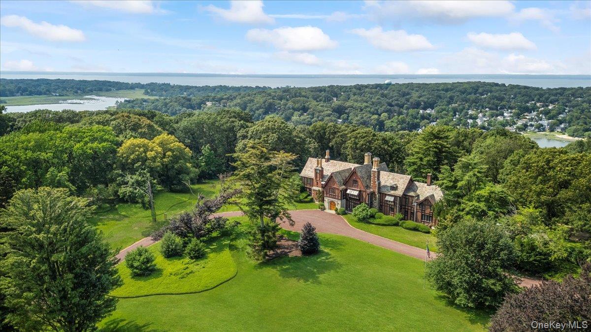 Single Family Horseshoe Nassau County, NY 11765, MLS-885062-5