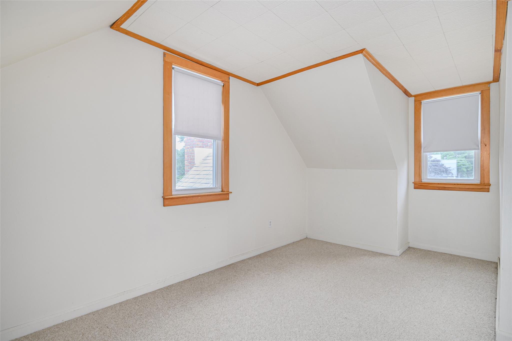 Single Family Grandview  Dutchess County, NY 12564, MLS-885069-24