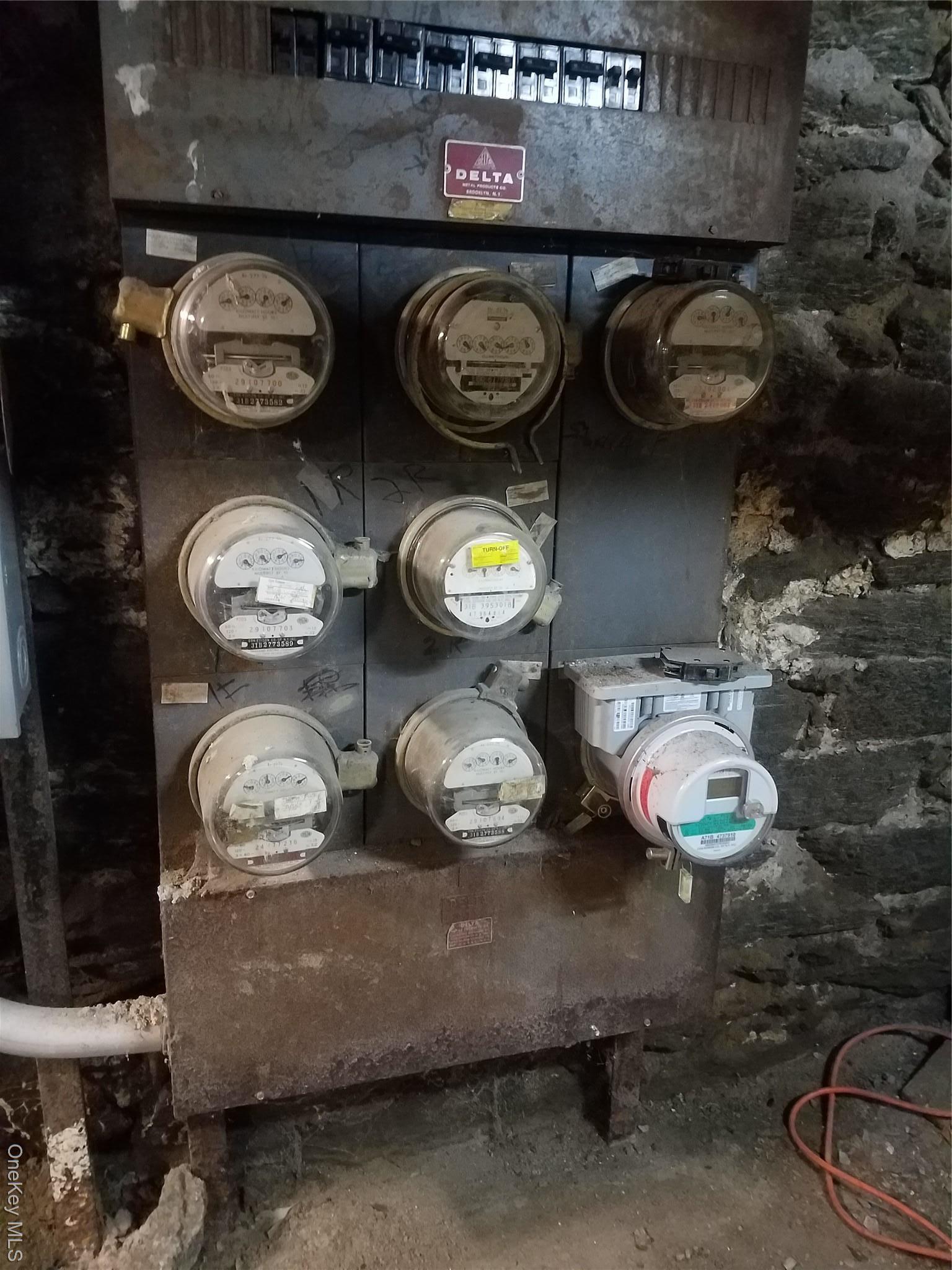 Single Family Edgecombe Manhattan, NY 10030, MLS-885087-14