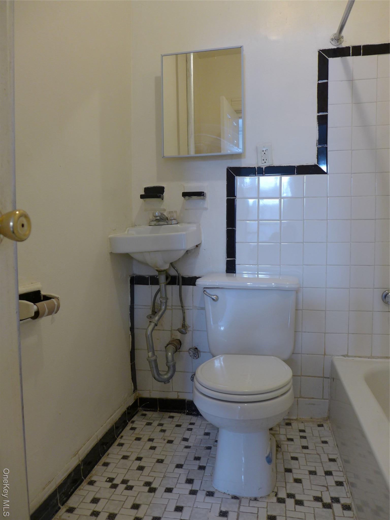 Single Family Edgecombe Manhattan, NY 10030, MLS-885087-7