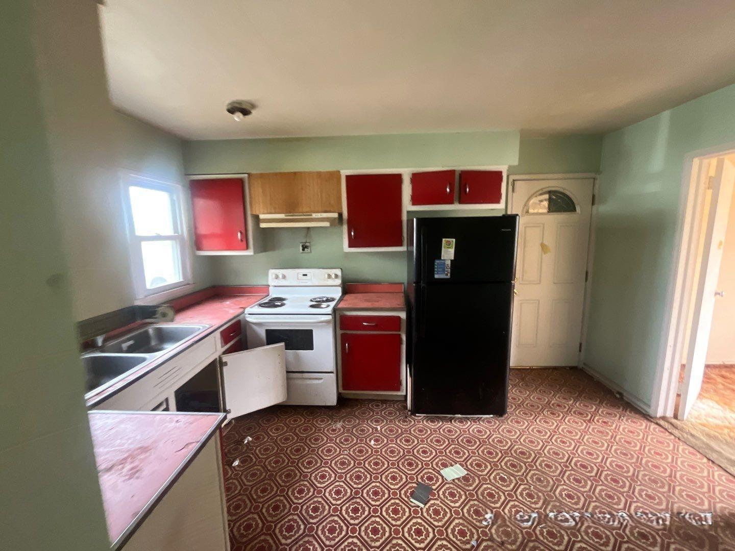 Single Family Edwards  Suffolk County, NY 11978, MLS-885128-4