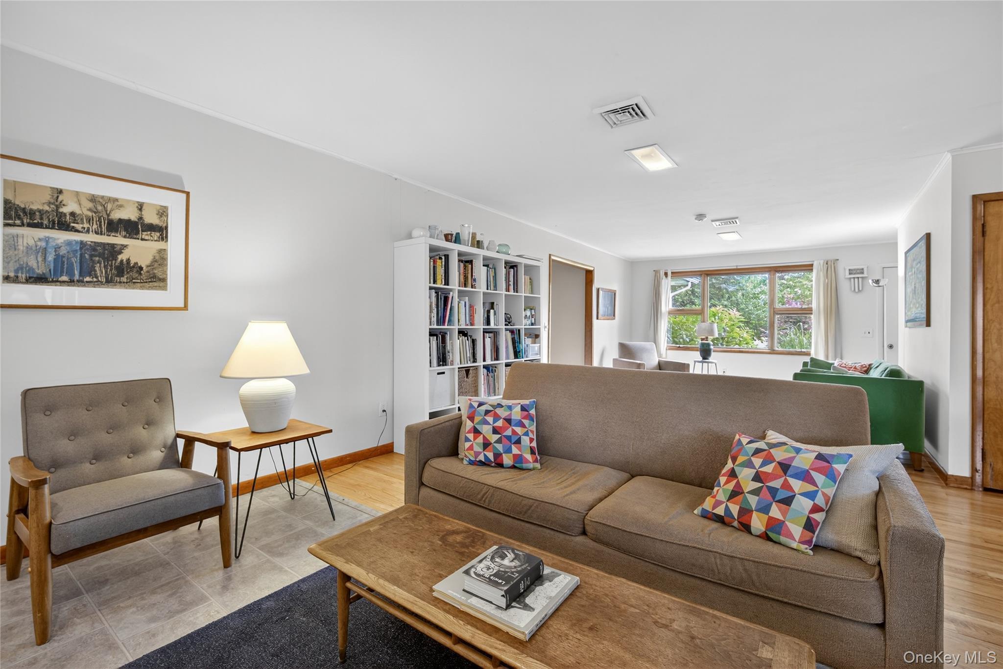 Single Family Broadway Dutchess County, NY 12571, MLS-885139-16