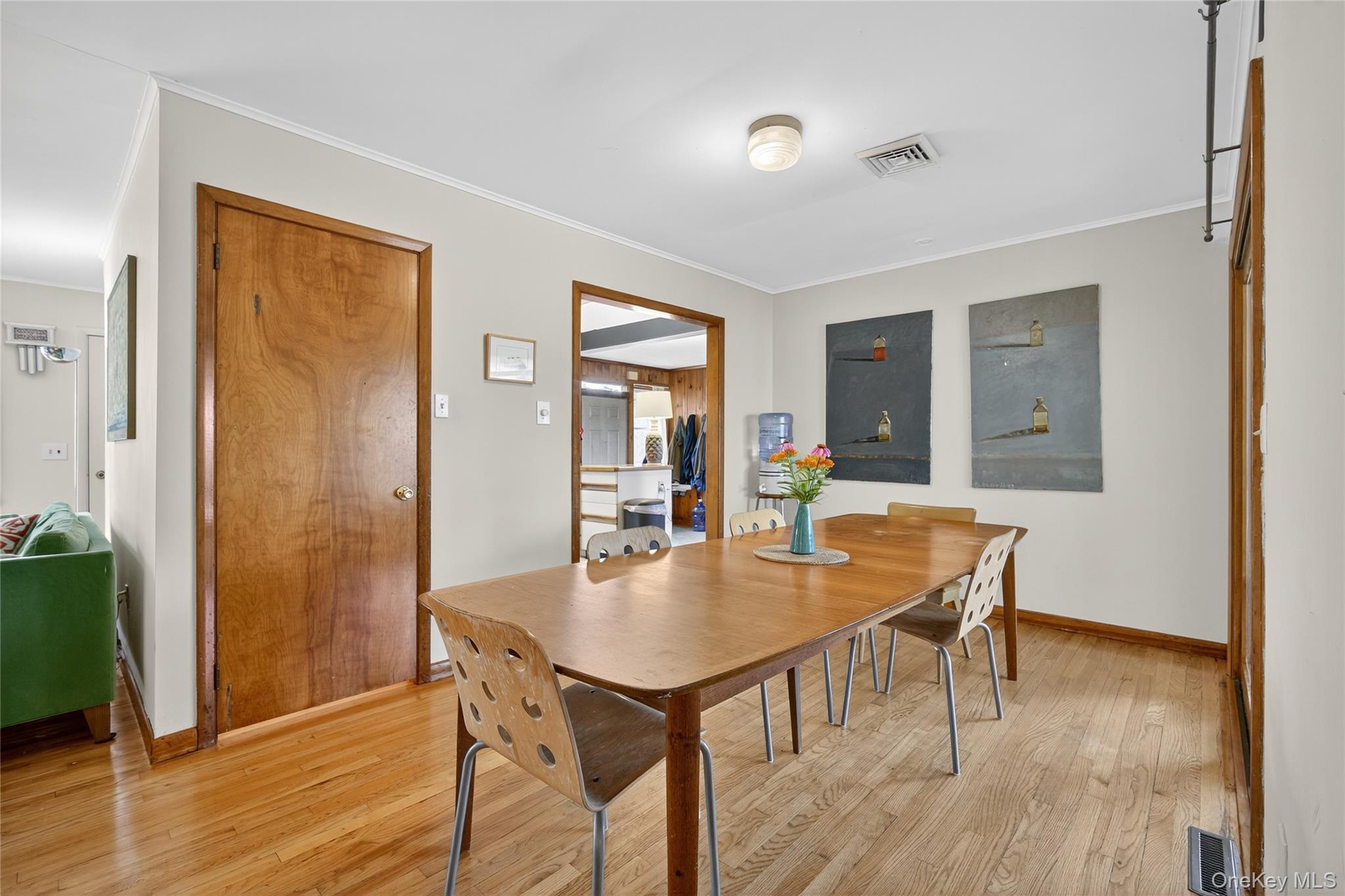 Single Family Broadway Dutchess County, NY 12571, MLS-885139-21