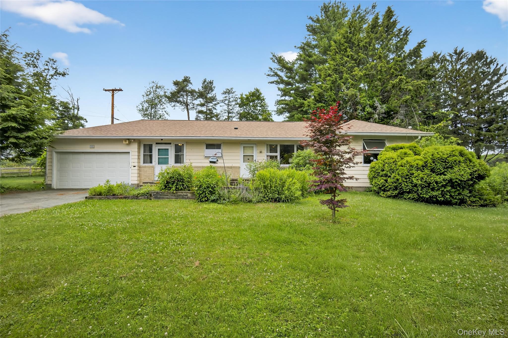 Single Family Broadway Dutchess County, NY 12571, MLS-885139-4