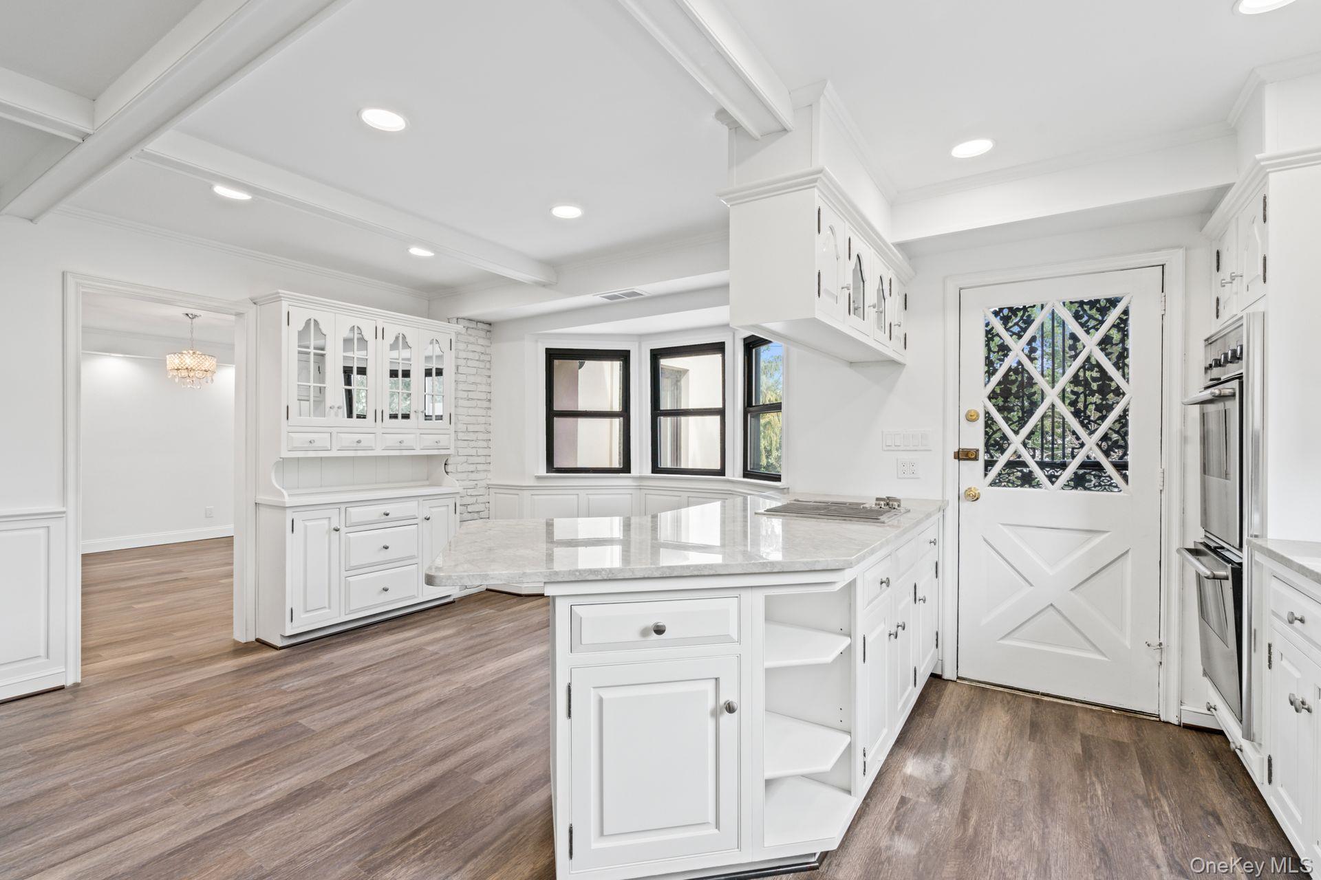 Single Family Foxhurst Nassau County, NY 11040, MLS-885142-24