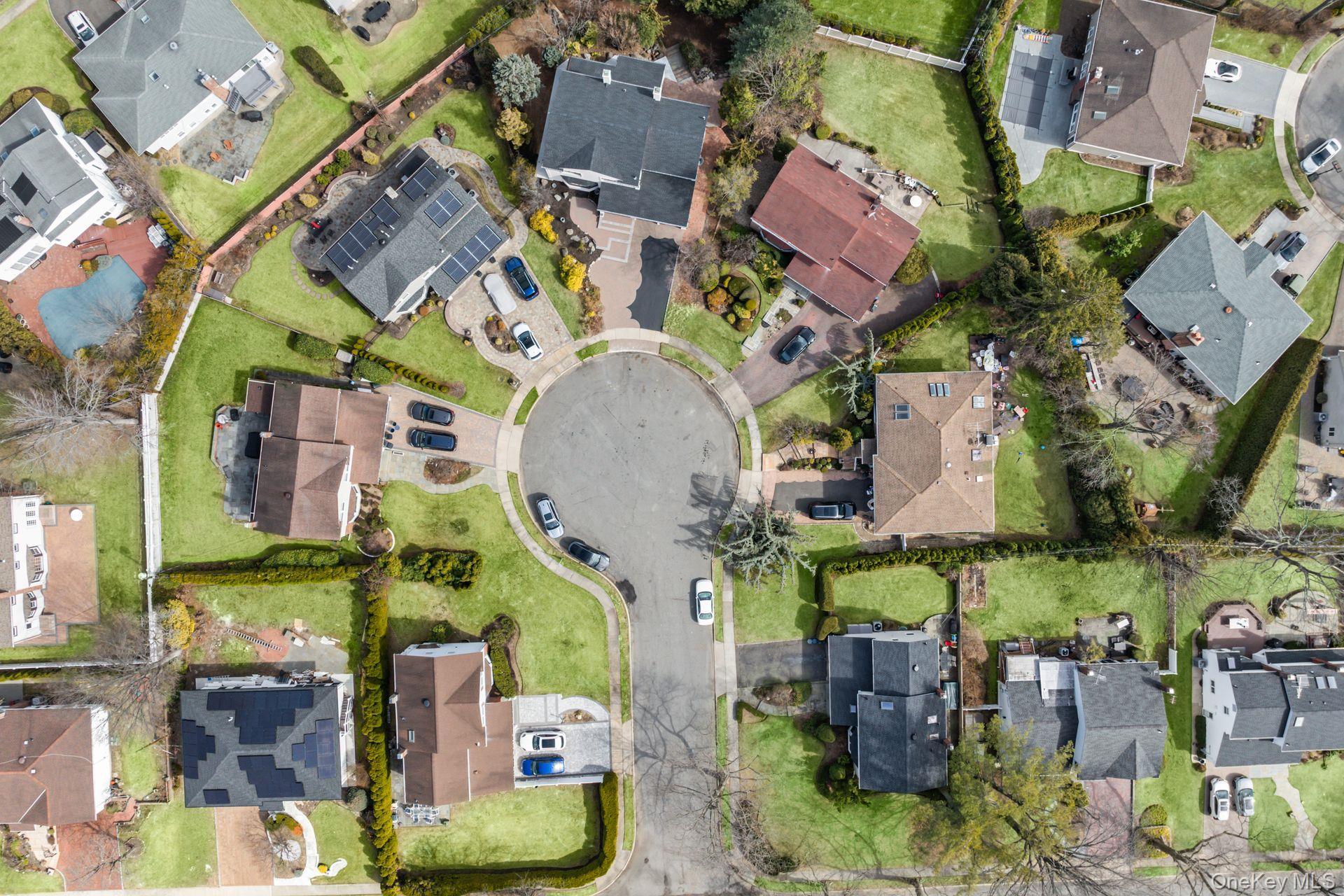 Single Family Foxhurst  Nassau County, NY 11040, MLS-885142-49