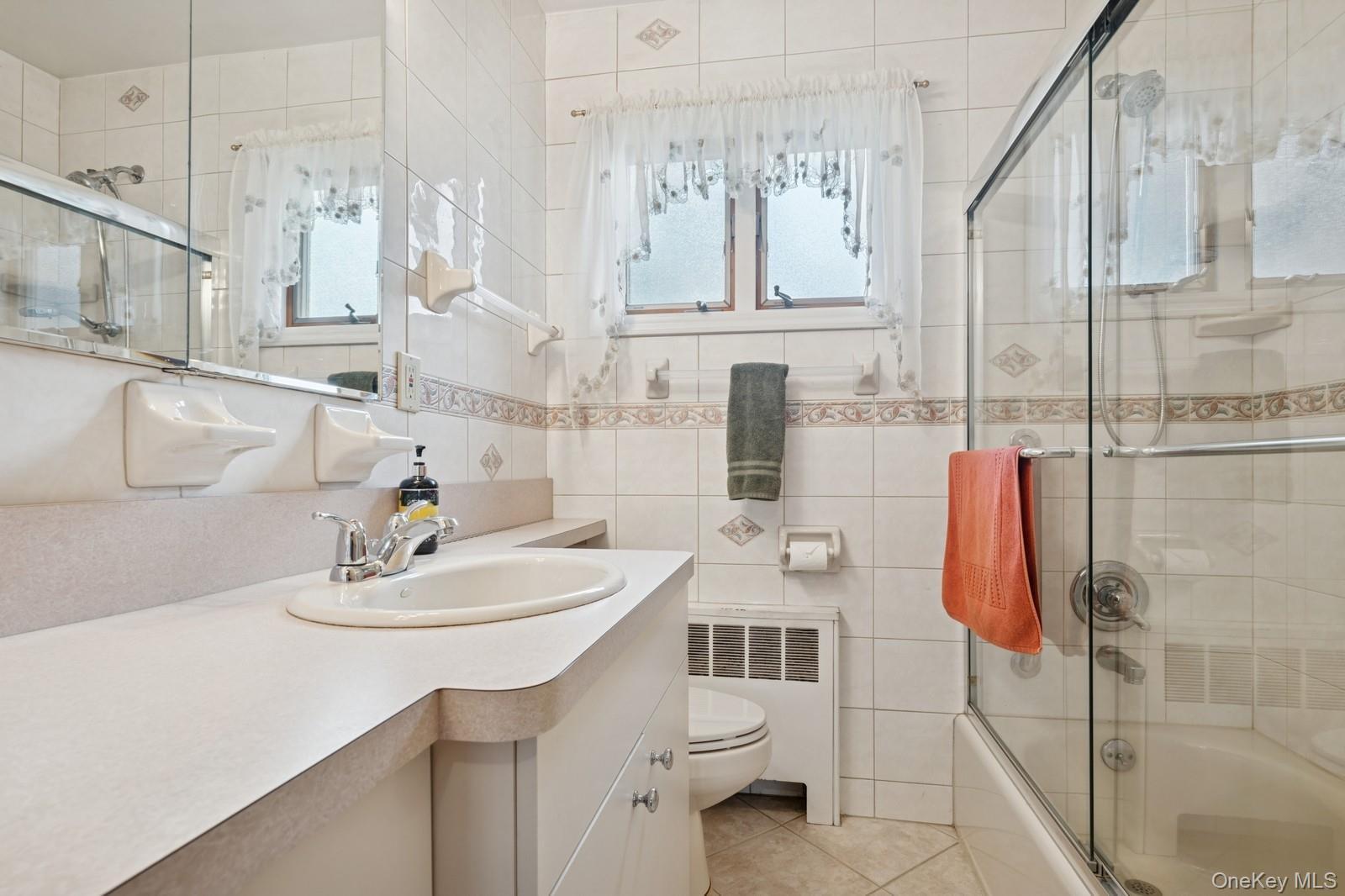 Single Family Rutland Nassau County, NY 11758, MLS-885146-14