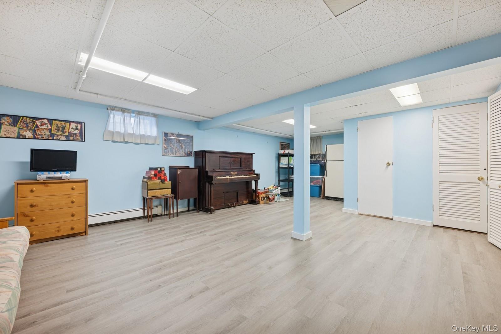 Single Family Rutland Nassau County, NY 11758, MLS-885146-20