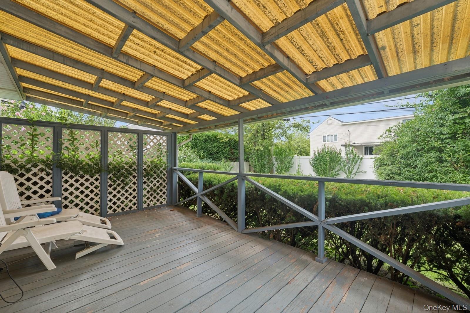 Single Family Rutland Nassau County, NY 11758, MLS-885146-23