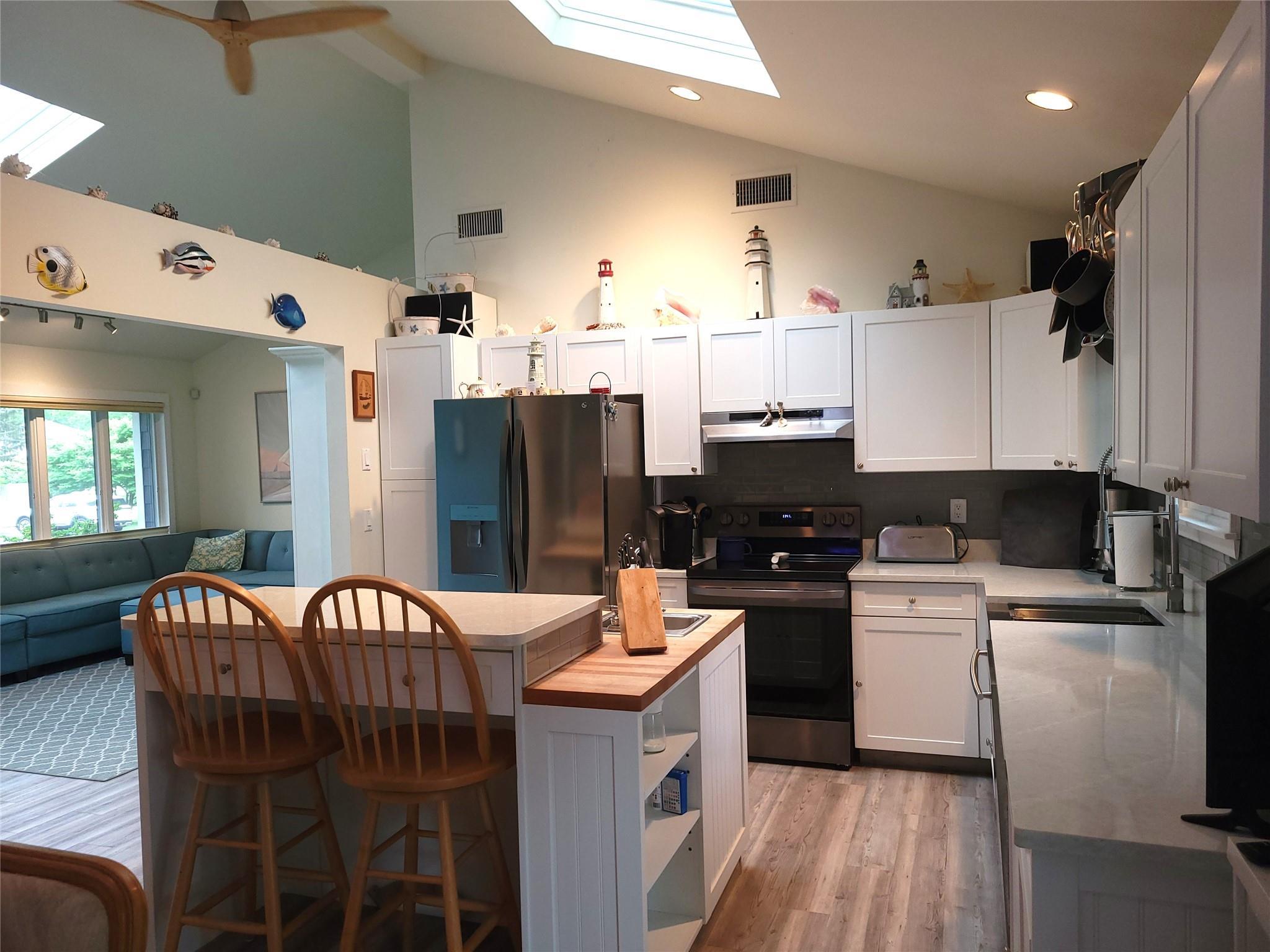 Single Family Wakeman  Suffolk County, NY 11946, MLS-885150-6